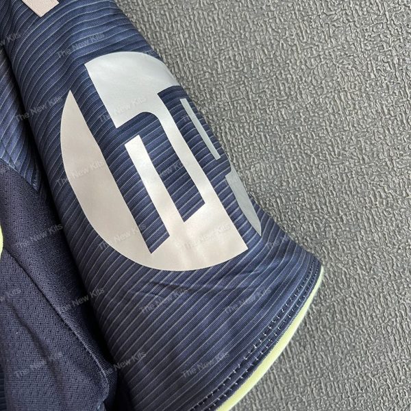 Real Madrid Away (4) Real Madrid Away (4)