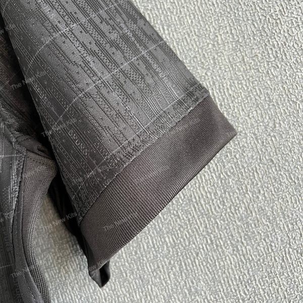 Tottenham Hotspur Away Player Version (4) Tottenham Hotspur Away Player Version (4)