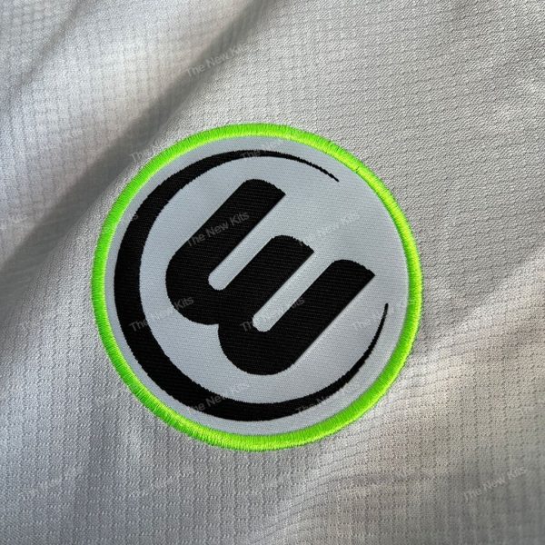Wolfsburg Away (2) Wolfsburg Away (2)