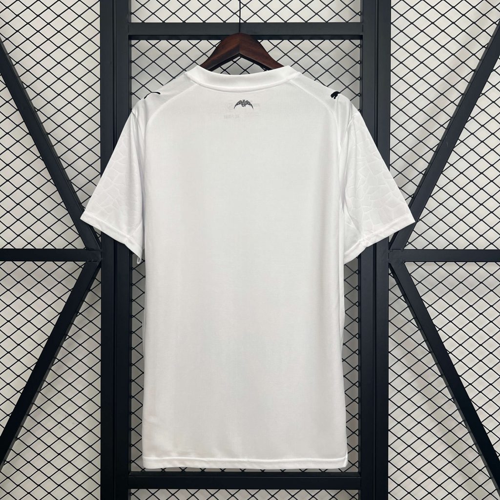 Valencia 25/26 Home Kit – Fan Version