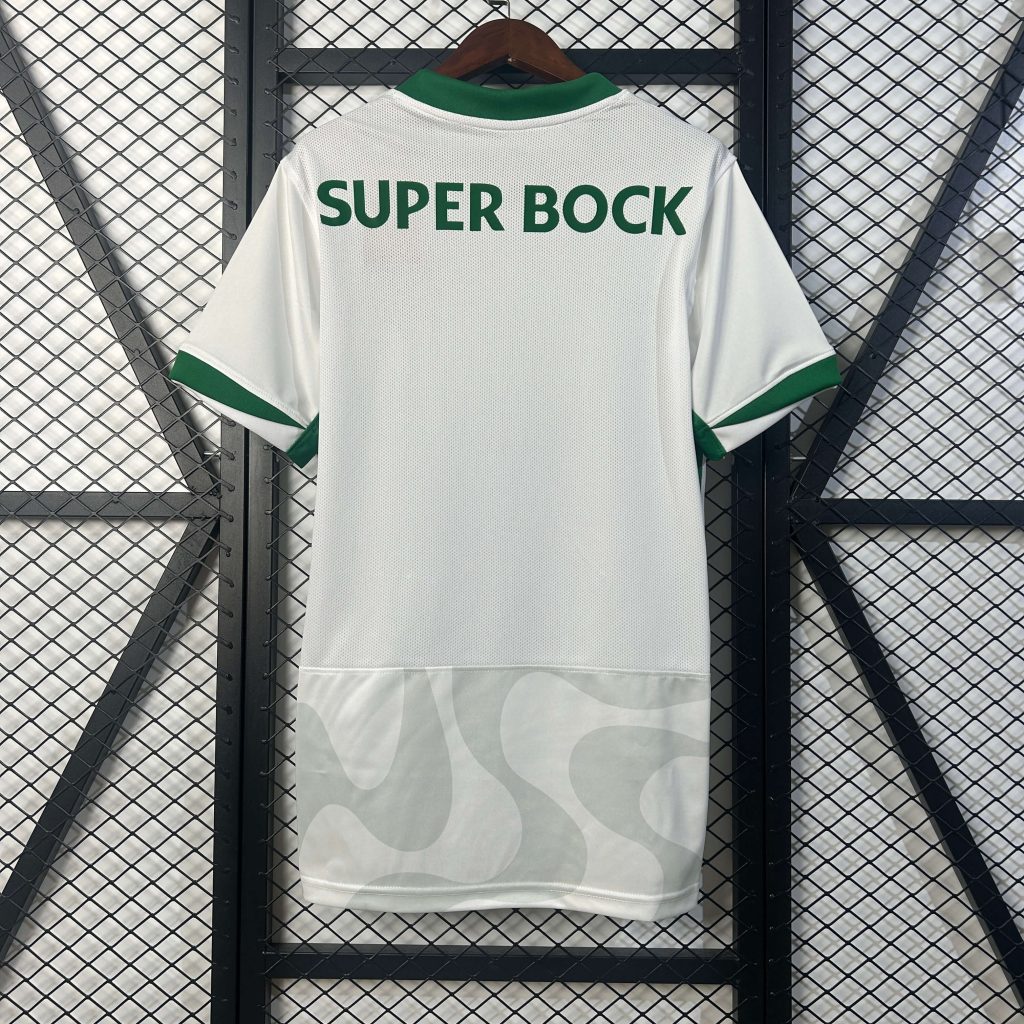 Sporting CP 25/26 Away Kit – Fan Version