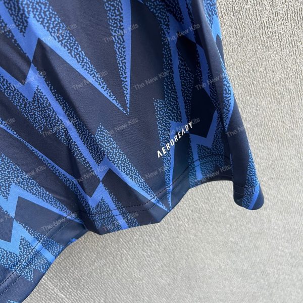 Arsenal Away (5)-min Arsenal Away (5)-min