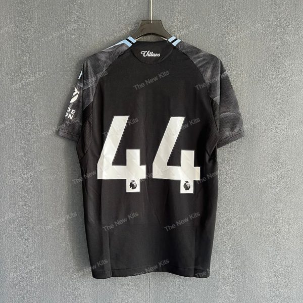 Aston Villa Away (7) Aston Villa Away (7)