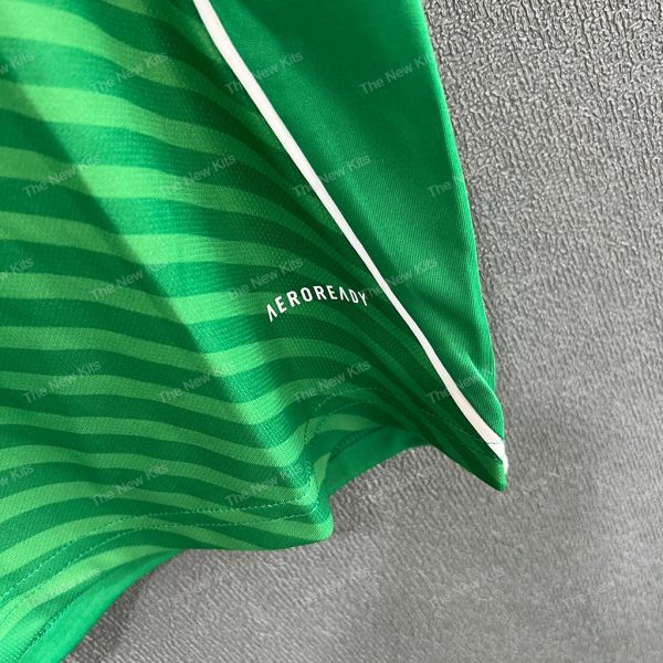 Newcastle United Away (5) Newcastle United Away (5)