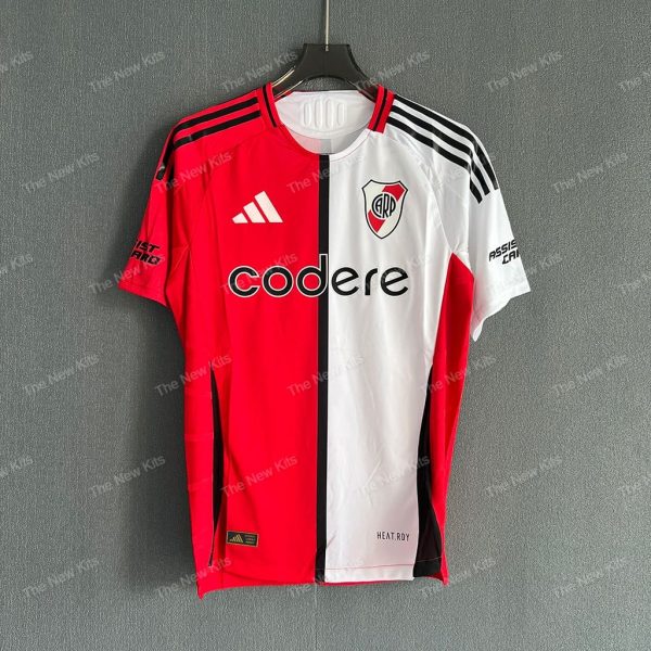 River Plate Third (1) River Plate Third (1)