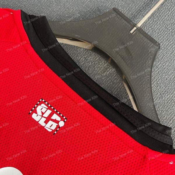 SL Benfica Home (6) SL Benfica Home (6)