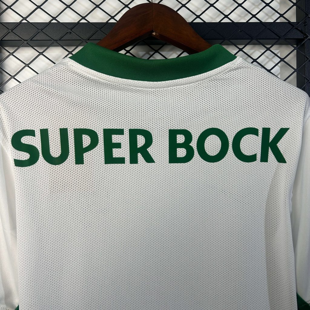 Sporting CP 25/26 Away Kit – Fan Version