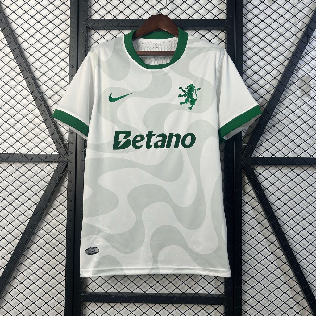 Sporting CP 25/26 Away Kit – Fan Version