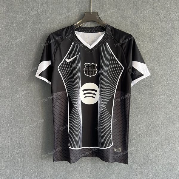 Barcelona T90 Black (1) Barcelona T90 Black (1)