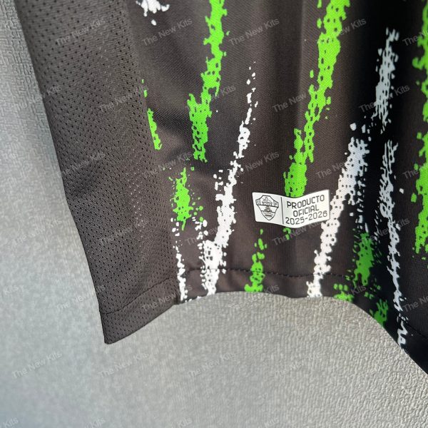 Elche Away (5) Elche Away (5)