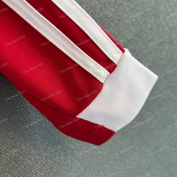 Liverpool Home LS (4) Liverpool Home LS (4)