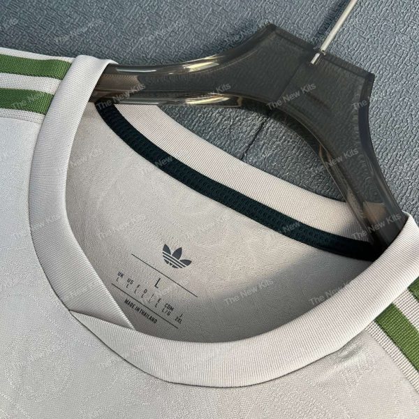 Bayern Munich Oktoberfest Player Version (3) Bayern Munich Oktoberfest Player Version (3)