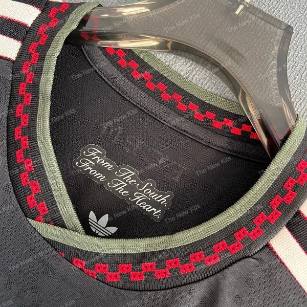 Bayern Munich Third Player Version (4) Bayern Munich Third Player Version (4)