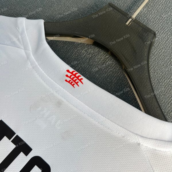 VfB Stuttgart Home (6) VfB Stuttgart Home (6)