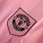 Man Utd GK Pink (2)