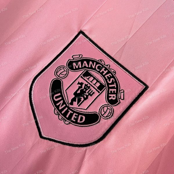Man Utd GK Pink (2) Man Utd GK Pink (2)