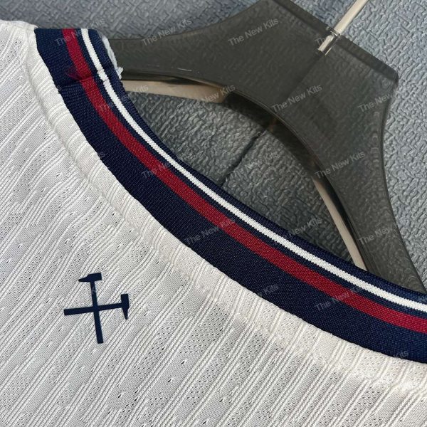 West Ham Away Player Version (6) West Ham Away Player Version (6)