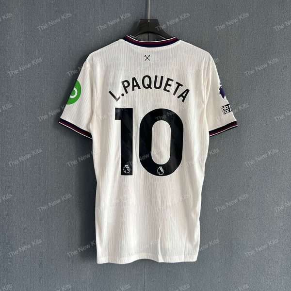 West Ham Away Player Version (7) West Ham Away Player Version (7)