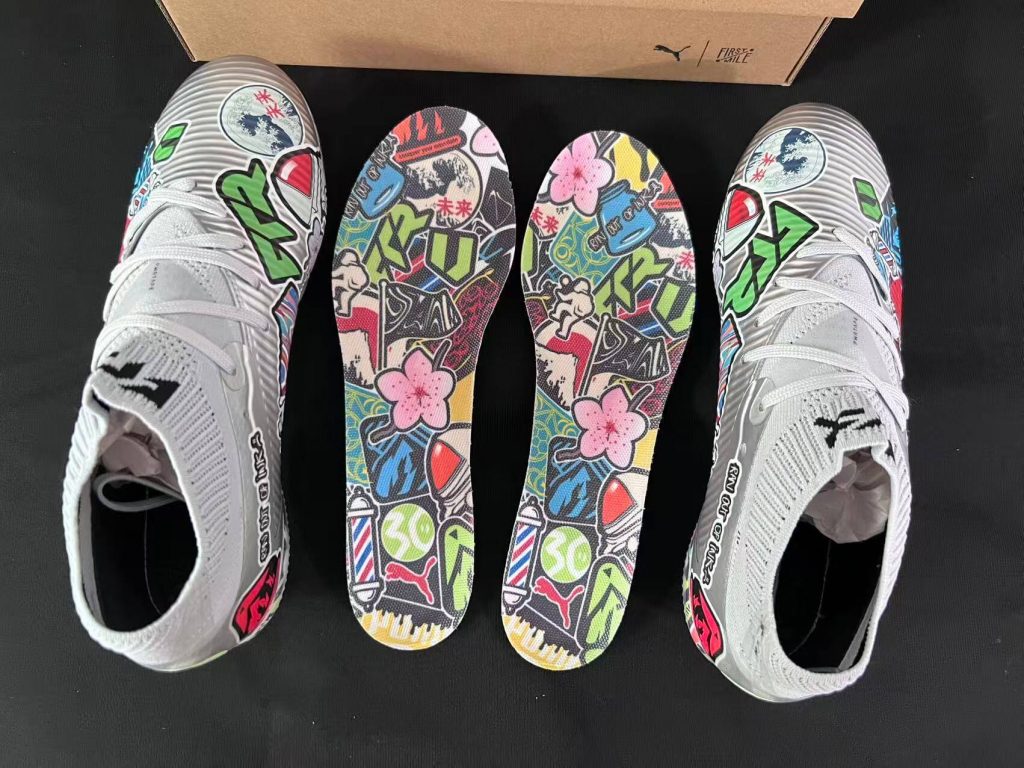 PUMA Future 8 Ultimate Stickerbomb – FG