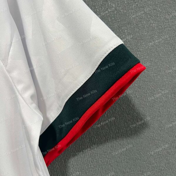 Mexico Away (4) Mexico Away (4)