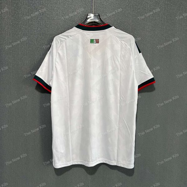 Mexico Away (7) Mexico Away (7)