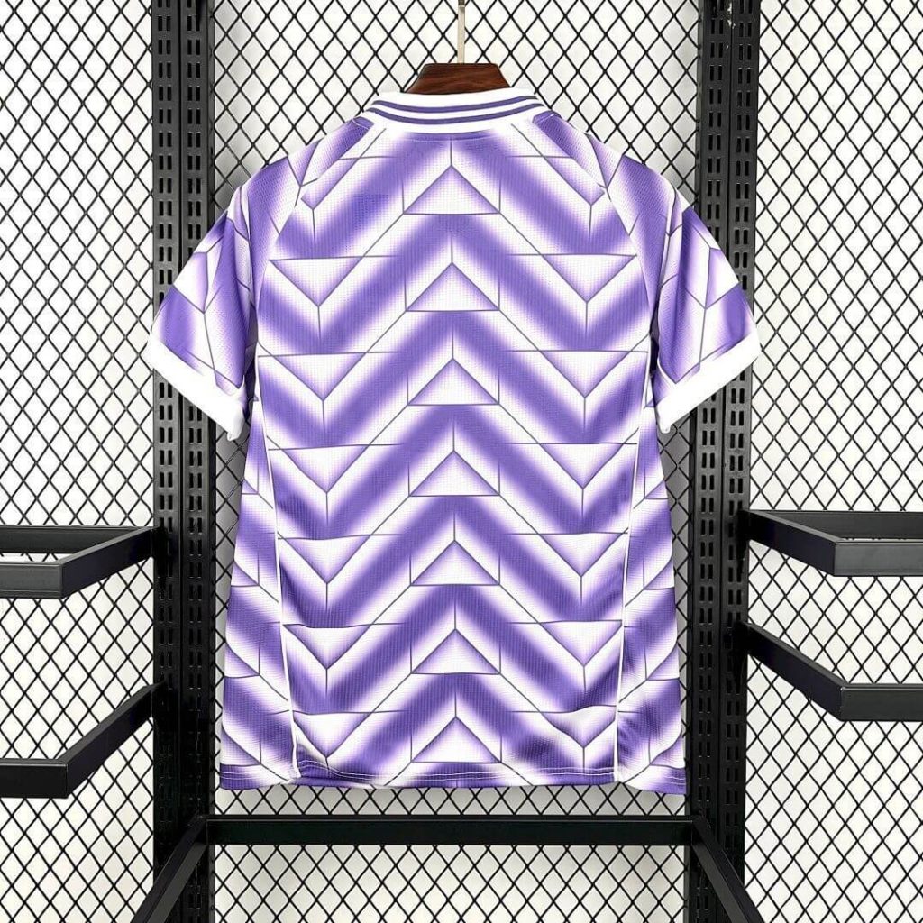 Real Madrid 25/26 Lifestyle Kit – Fan Version