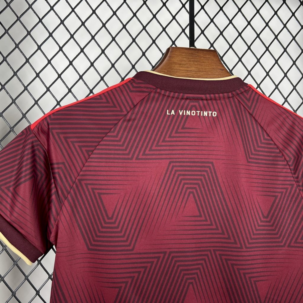 Venezuela Kids Kit – 2026 World Cup Home