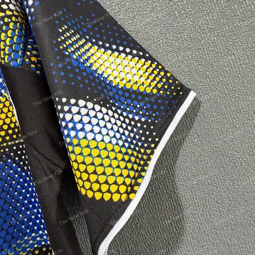 Leeds United Third Player Version (4) Leeds United Third Player Version (4)