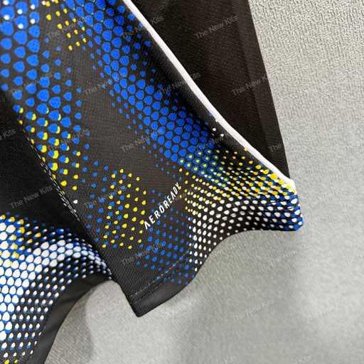 Leeds United Third Player Version (5) Leeds United Third Player Version (5)