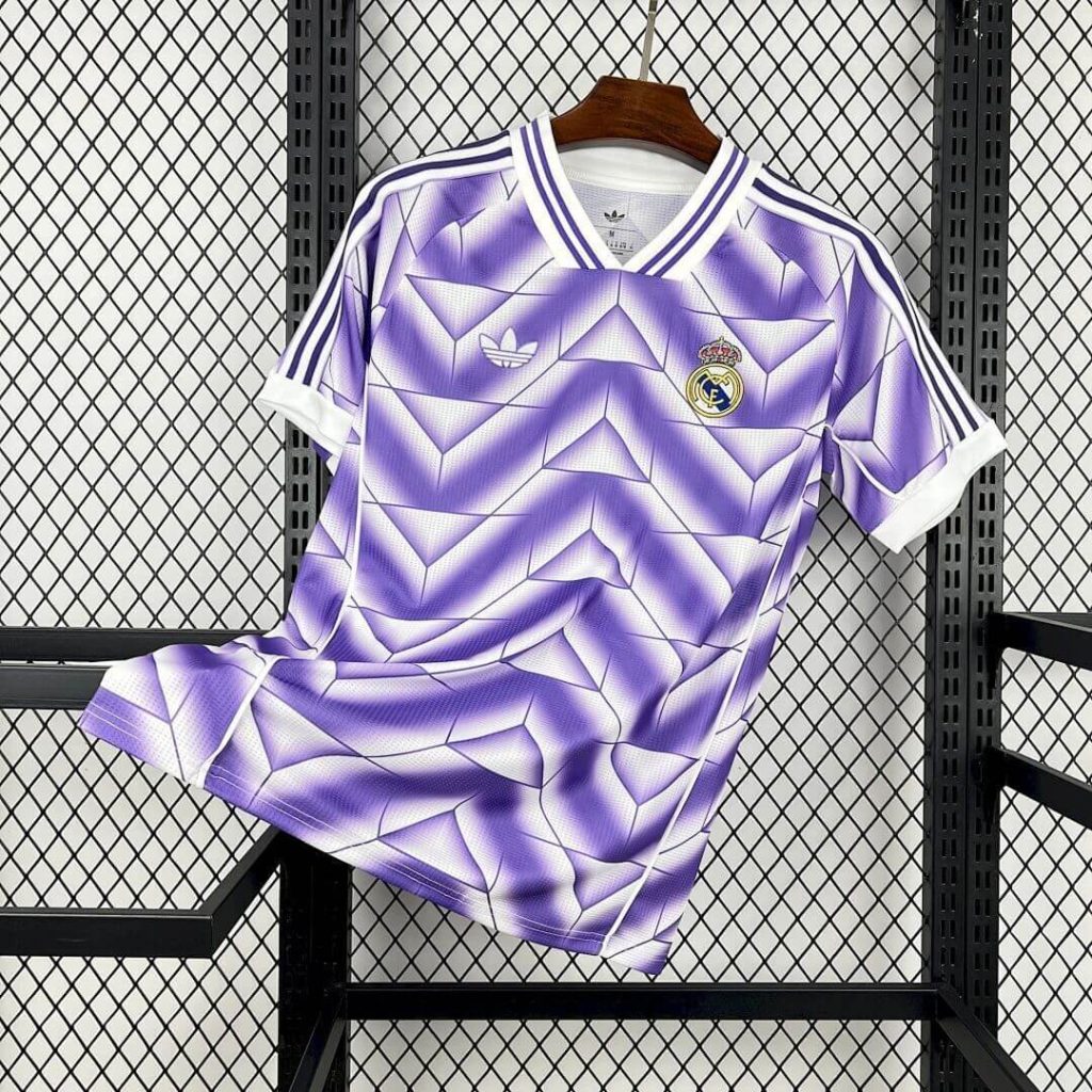 Real Madrid 25/26 Lifestyle Kit – Fan Version