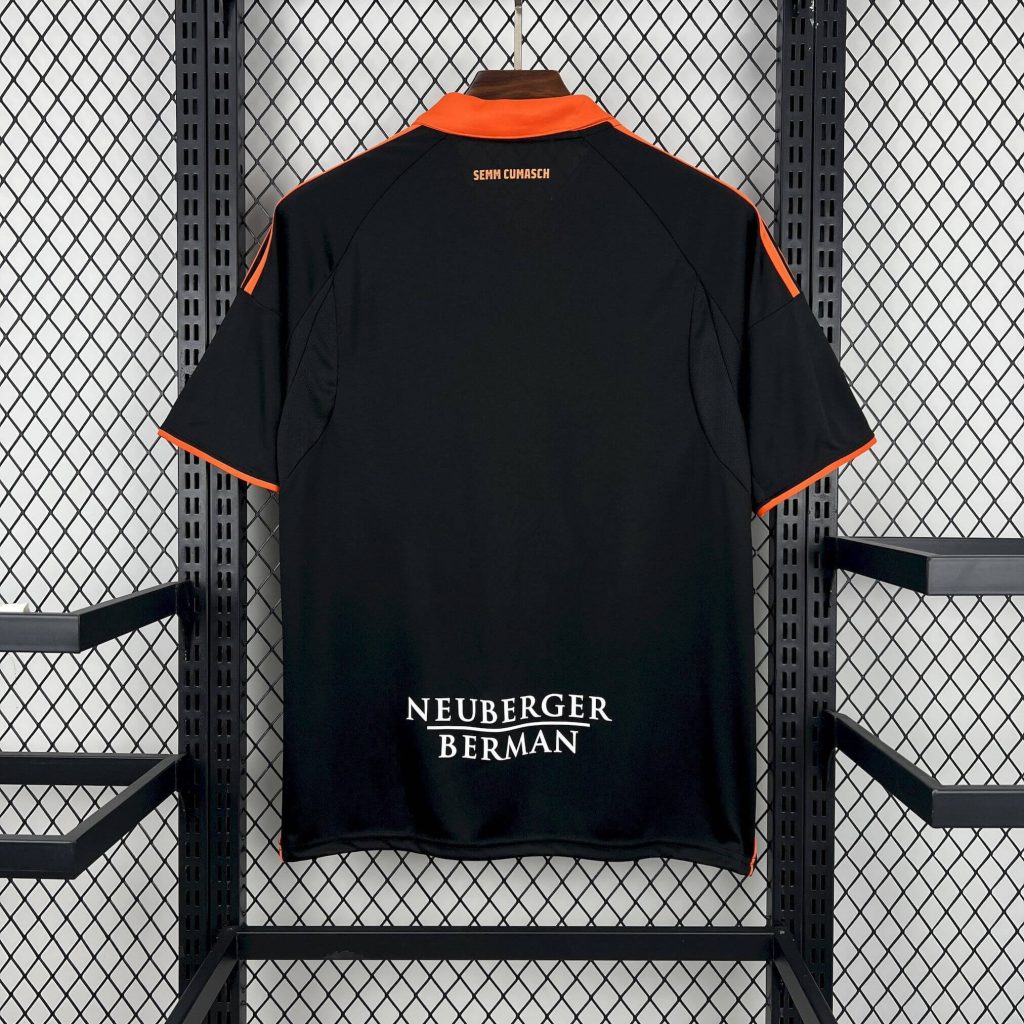 Como 25/26 Third Kit – Fan Version