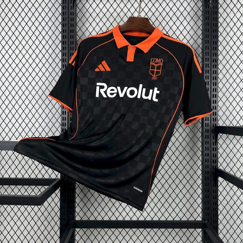 Como 25/26 Third Kit – Fan Version