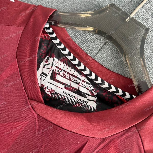 Heart of Midlothian Home (3) Heart of Midlothian Home (3)