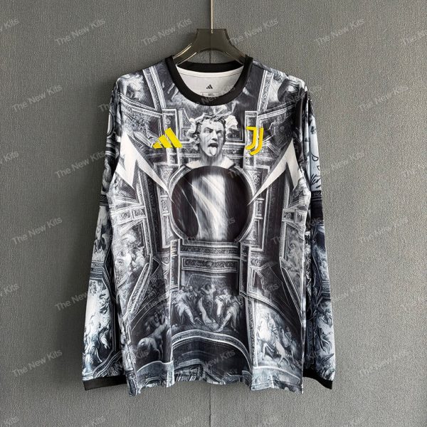 Juventus x Alex Del Piero Limited Edition LS (1)