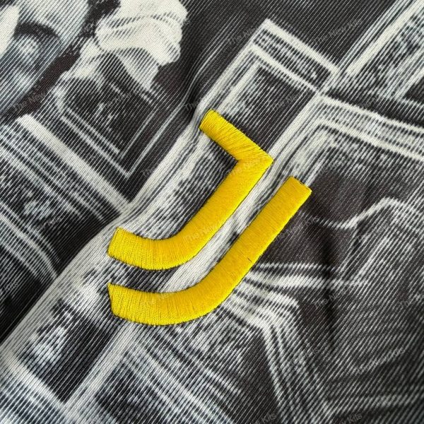 Juventus x Alex Del Piero Limited Edition LS (2) Juventus x Alex Del Piero Limited Edition LS (2)