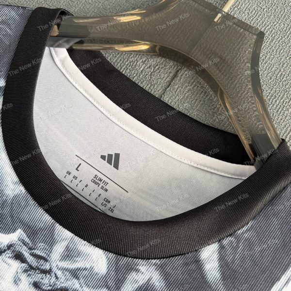 Juventus x Alex Del Piero Limited Edition LS (3) Juventus x Alex Del Piero Limited Edition LS (3)